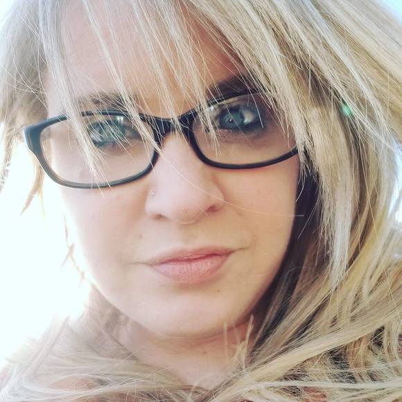 Meet your Posher, Natasha - Picture 1 of 1